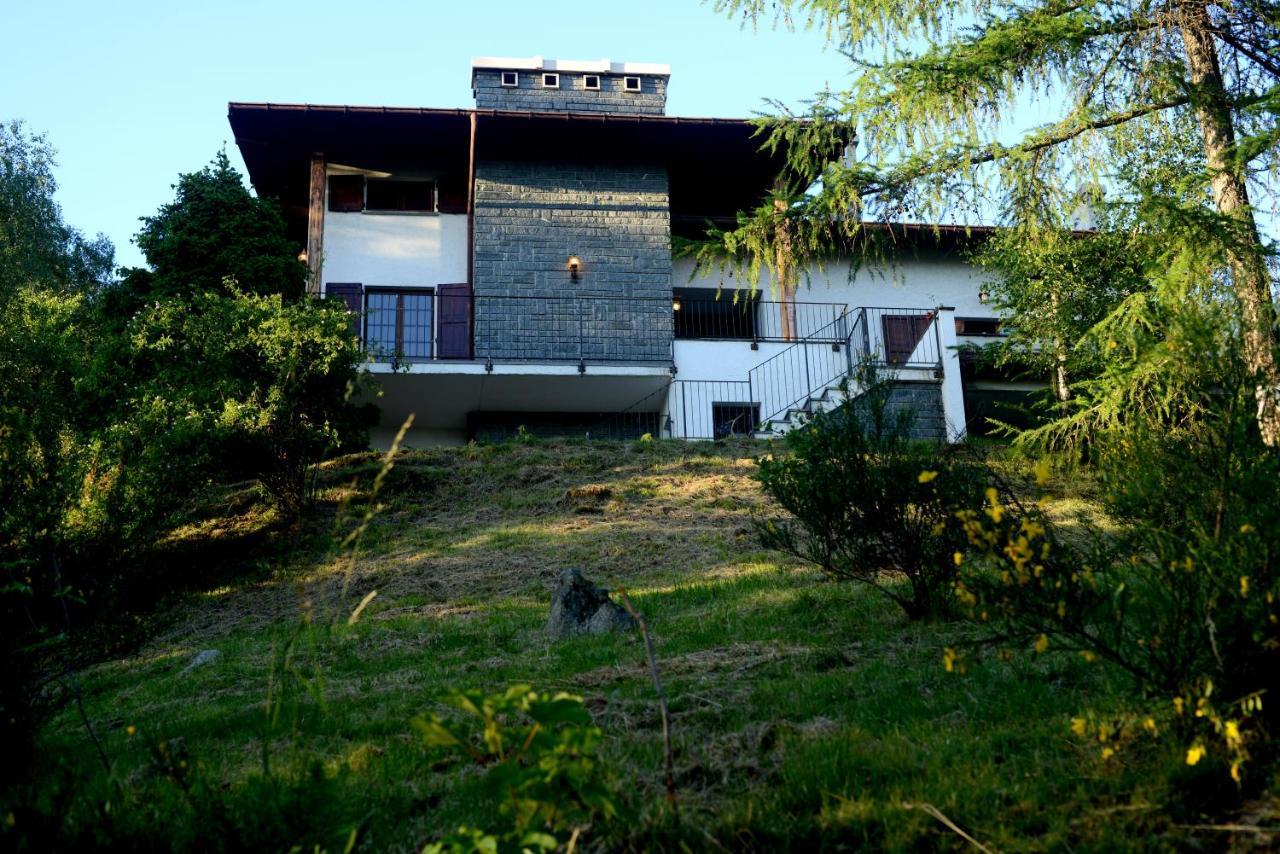 Il Larice D' Oro Aparthotel Sueglio ภายนอก รูปภาพ