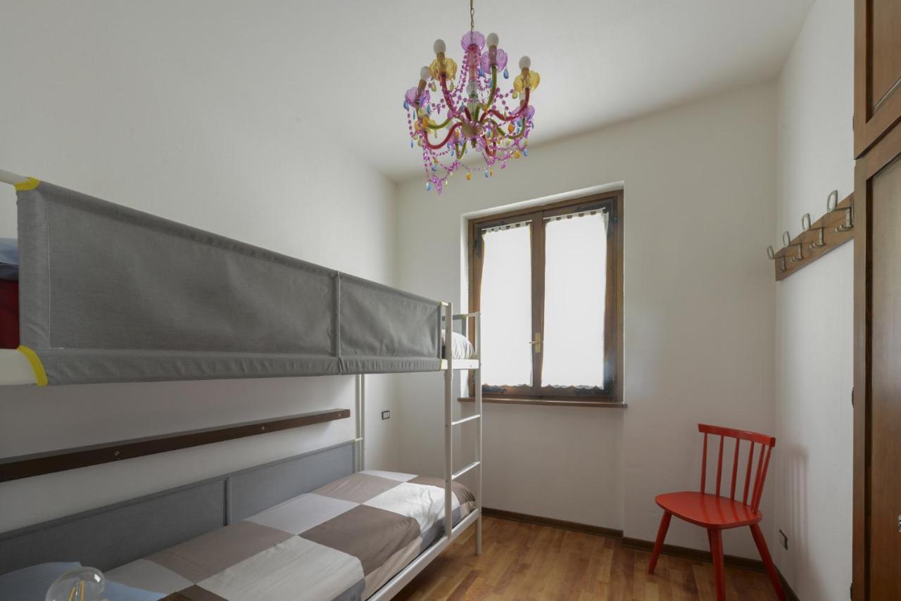Il Larice D' Oro Aparthotel Sueglio ภายนอก รูปภาพ